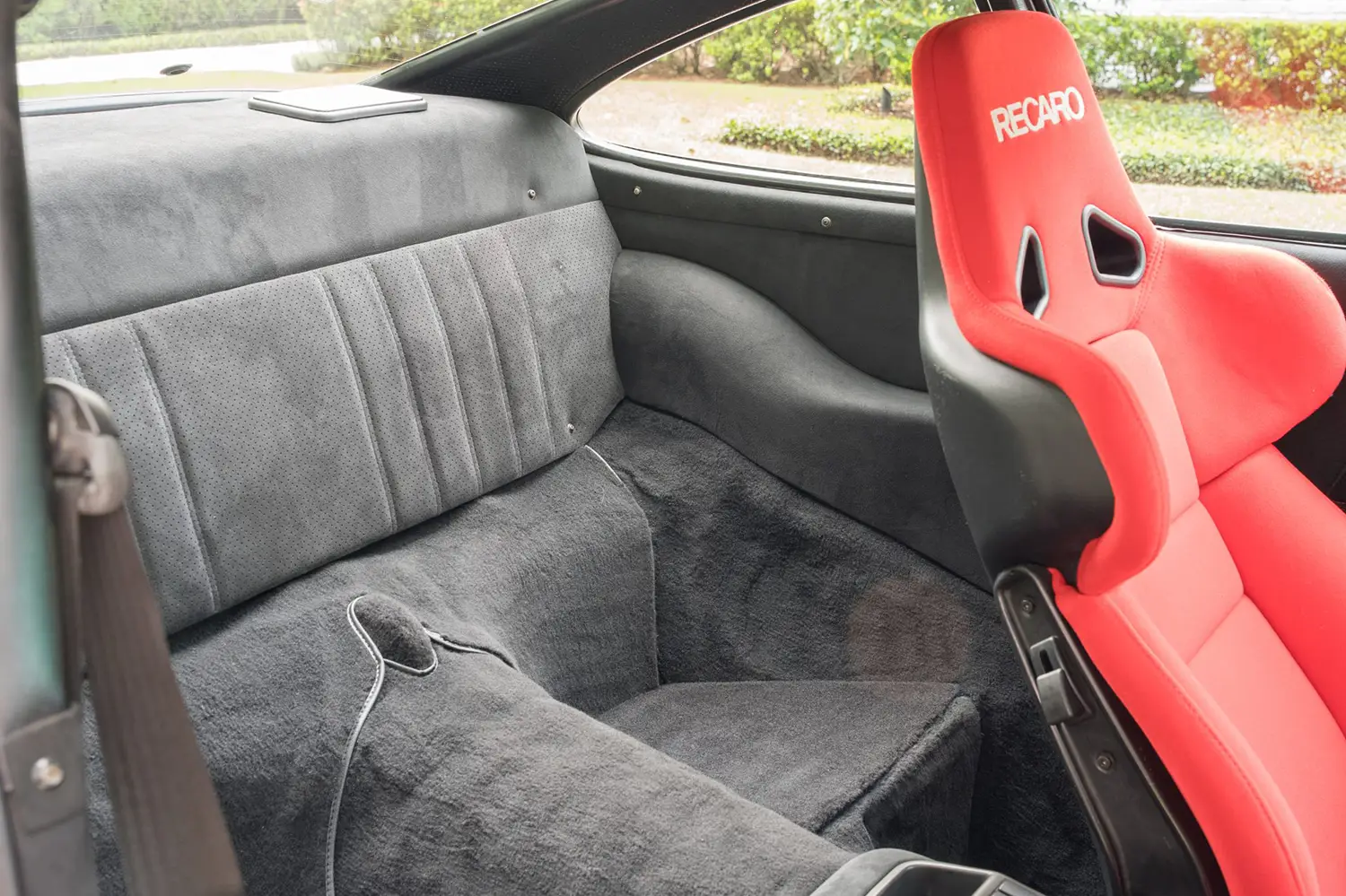 1991 Porsche 911 Carrera 4 Coupe