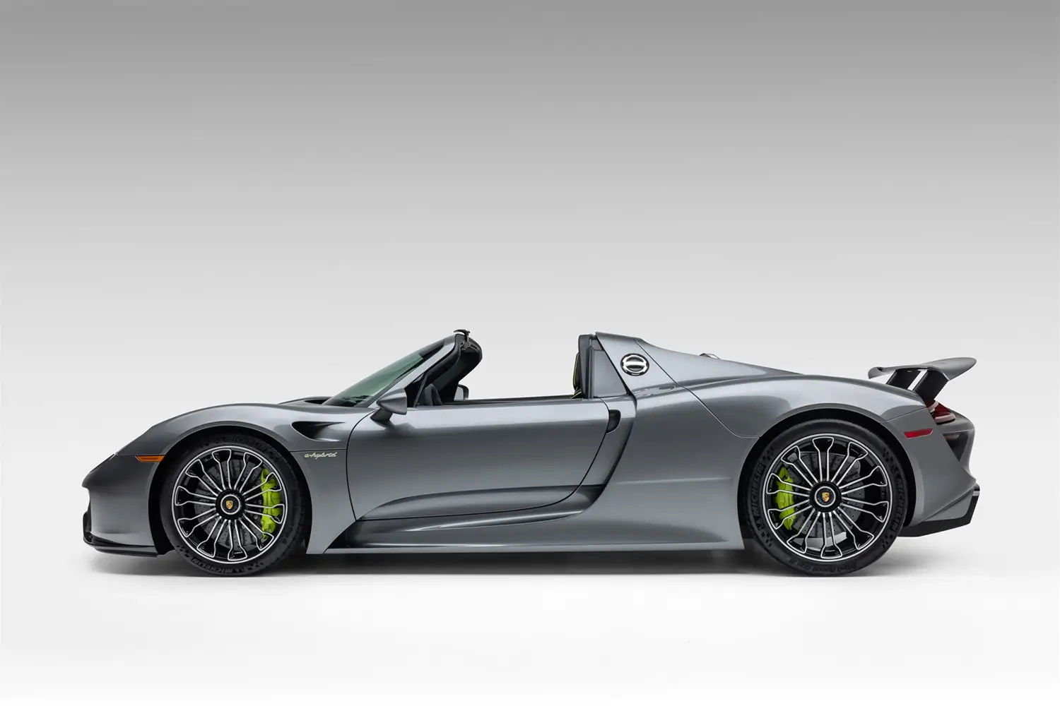 2015 Porsche 918 Spyder