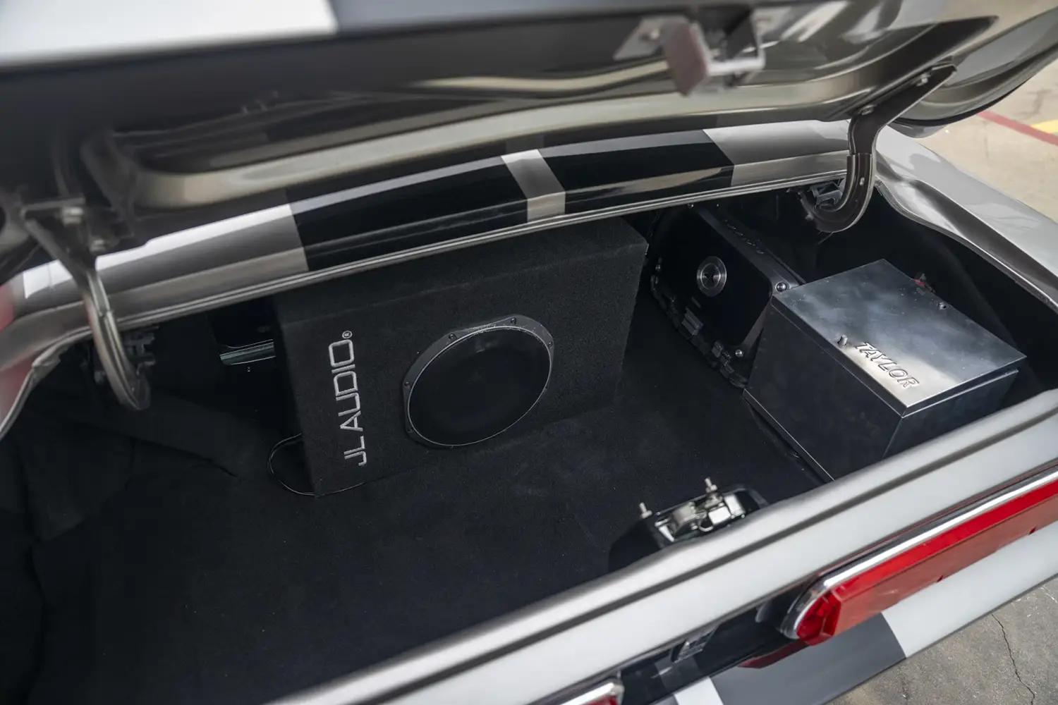 1968 Ford Mustang Custom Fastback - Photo 9