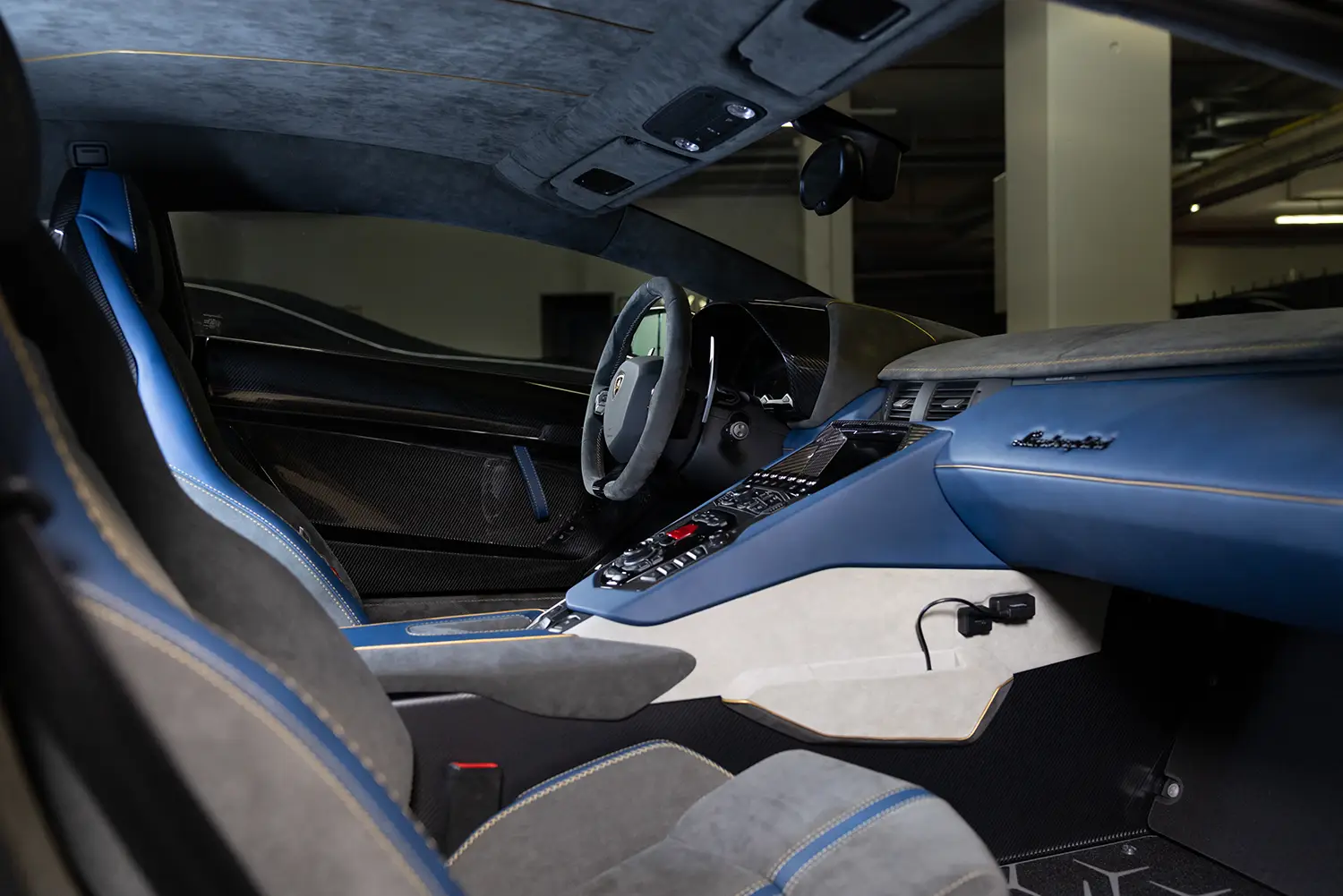 2020 Lamborghini Aventador SVJ