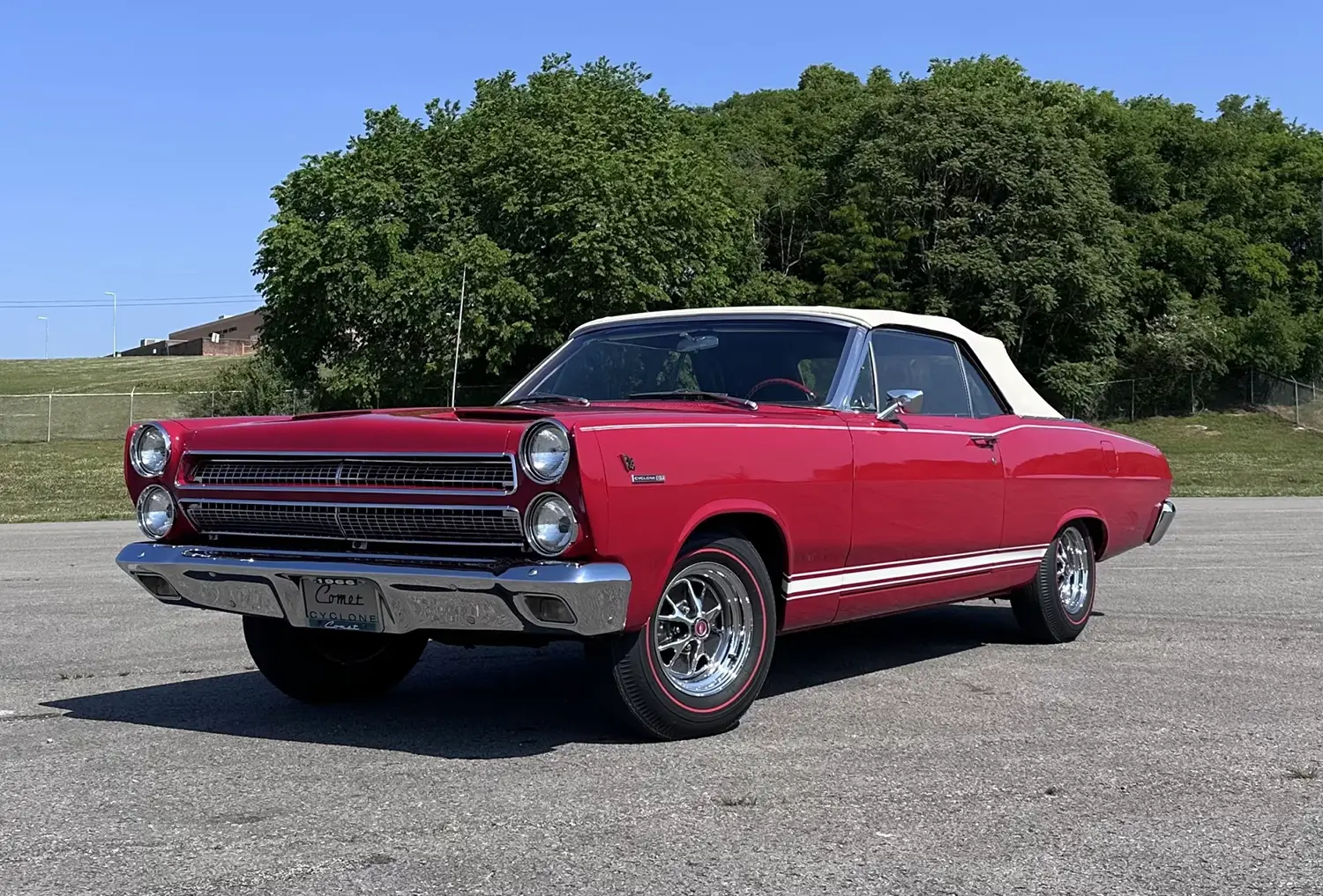 1966 Mercury Comet Cyclone GT Convertible - Photo 10