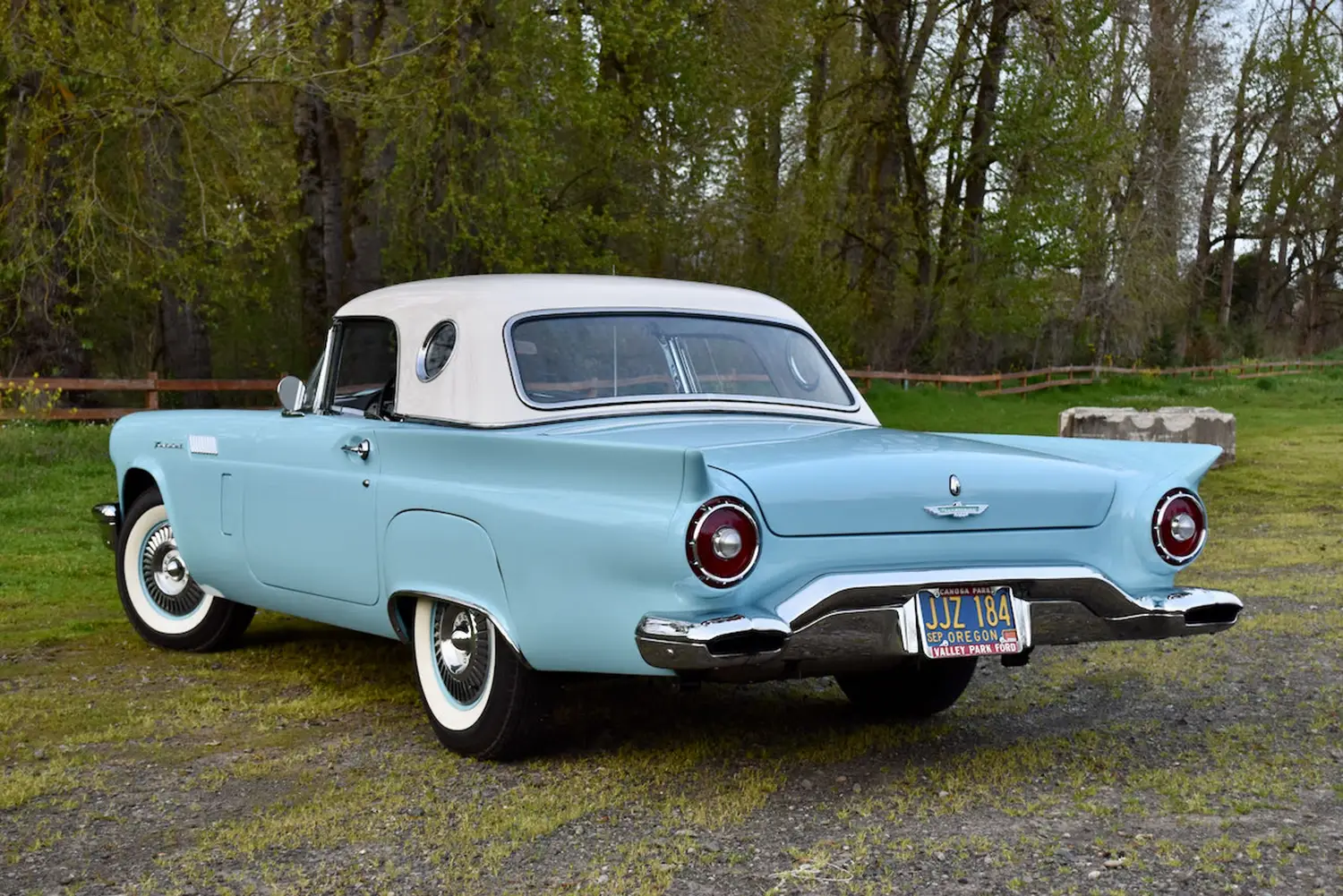 1957 Ford Thunderbird
