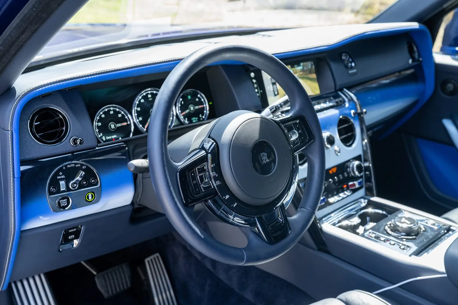 2024 Rolls-Royce Cullinan Blue Shadow Edition 2024 Rolls-Royce Cullinan Blue Shadow Edition