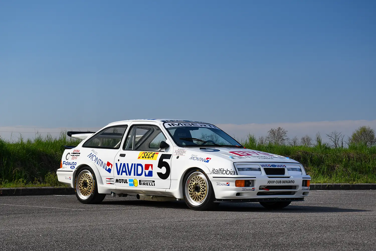 Global Icons Spring Online auction