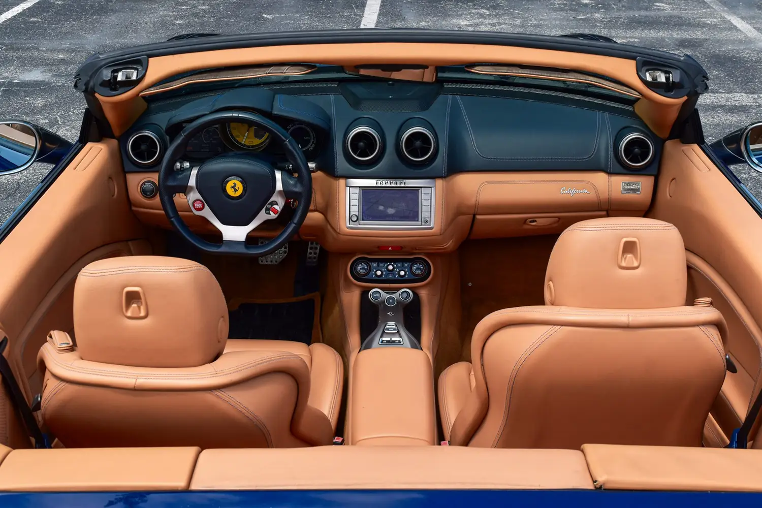 2012 Ferrari California - Photo 4