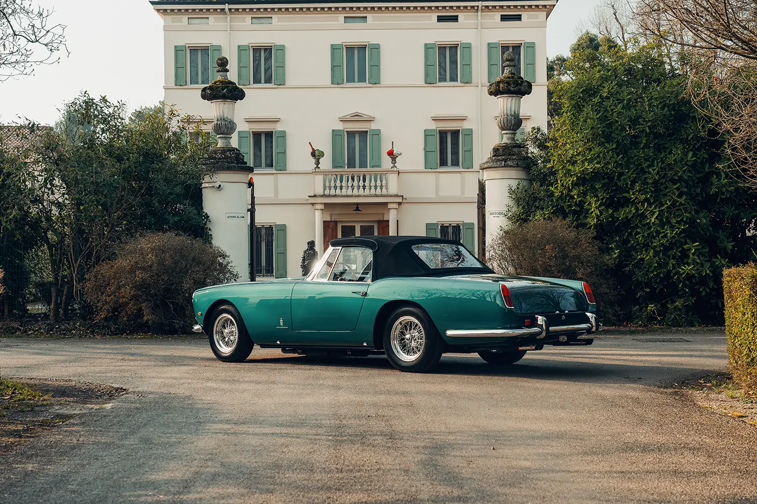 1961 Ferrari 250 GT Cabriolet Series II 1961 Ferrari 250 GT Cabriolet Series II