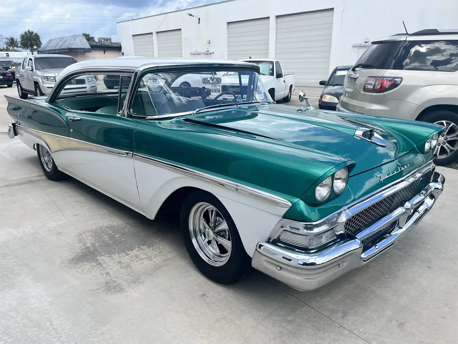 1958 Ford Fairlane 500 Club Victoria