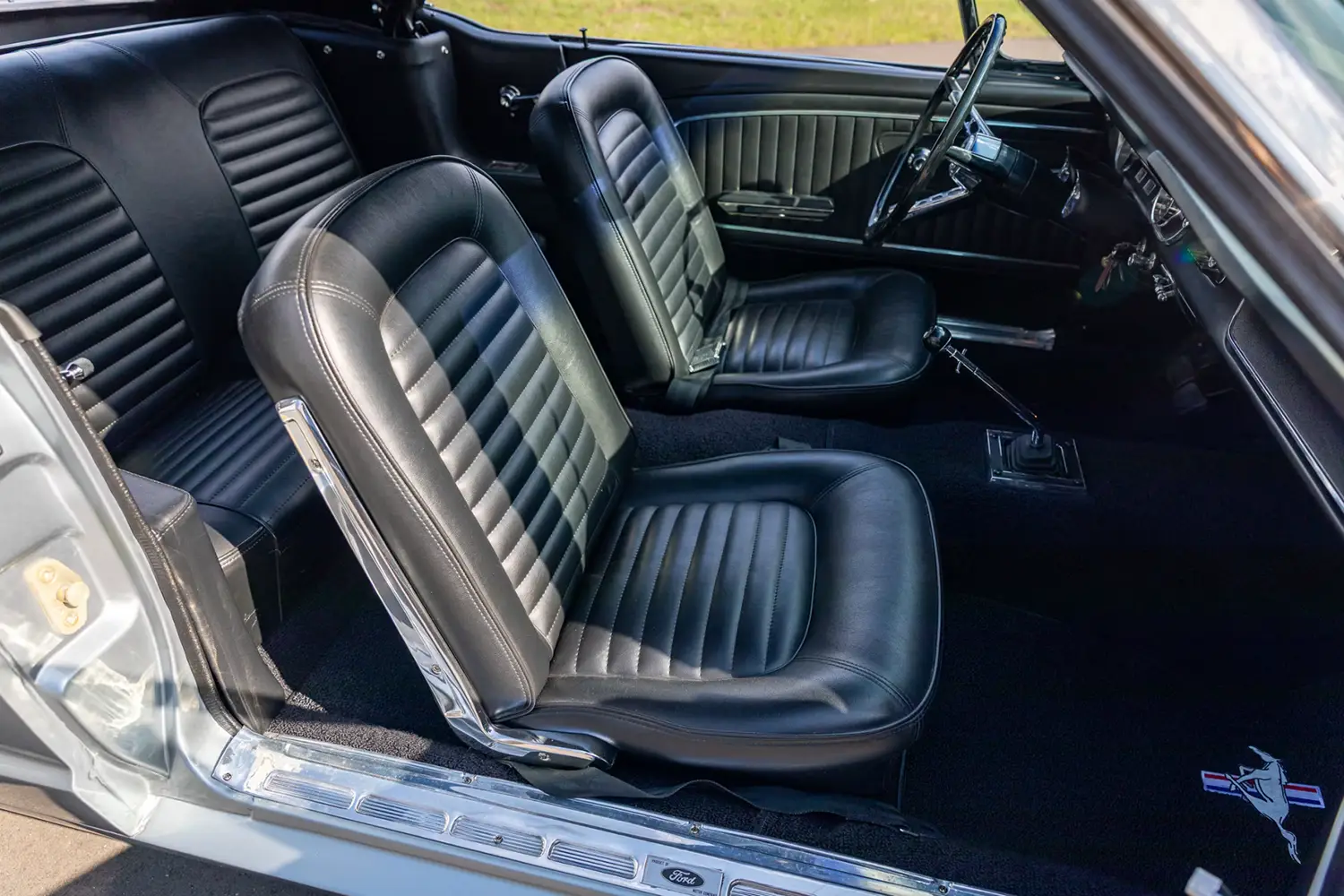 1965 Ford Mustang GT K-Code Convertible - Photo 10