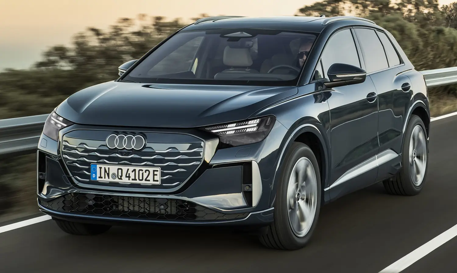 Audi Q4 e-tron - Photo 11