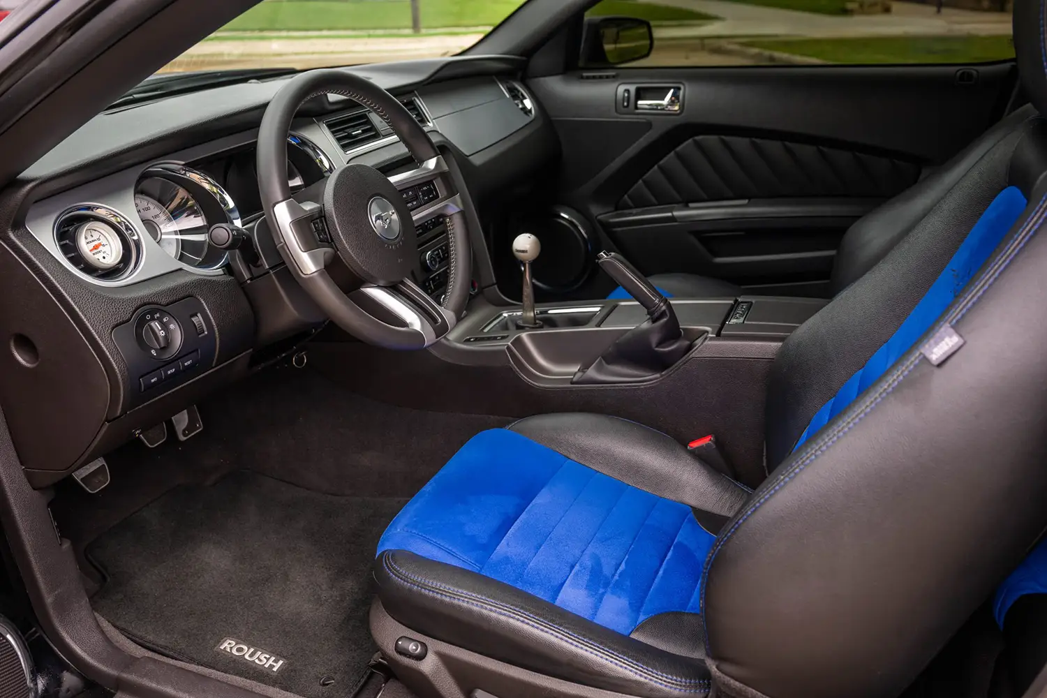 2010 Ford Mustang Roush 427R - Photo 4