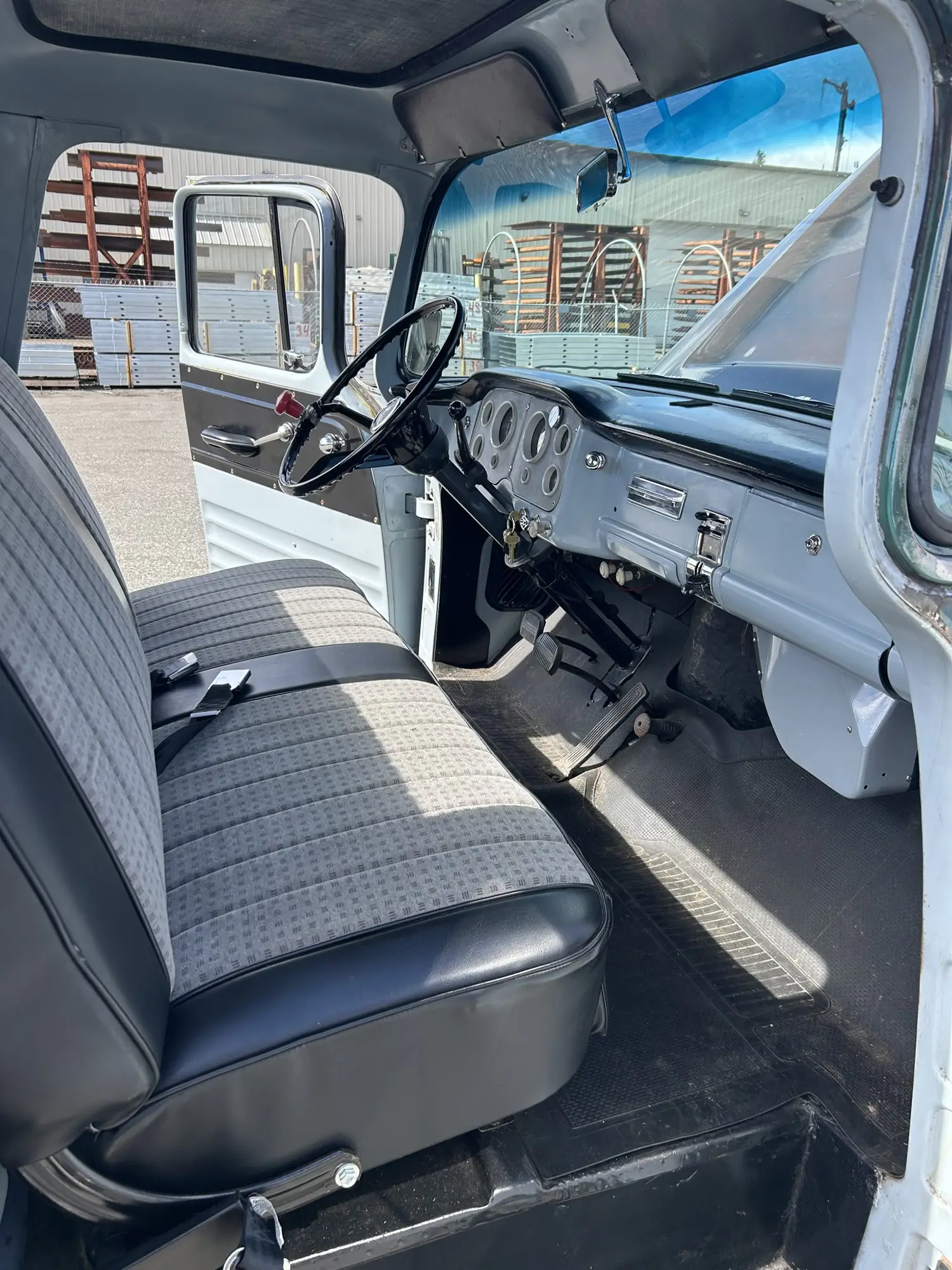 1958 GMC 9310 Stepside Pickup