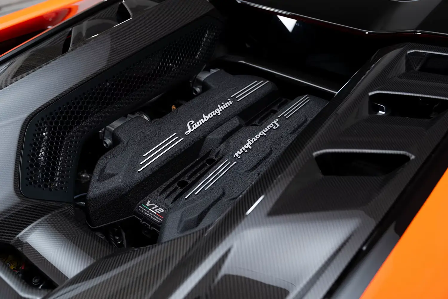 2024 Lamborghini Revuelto