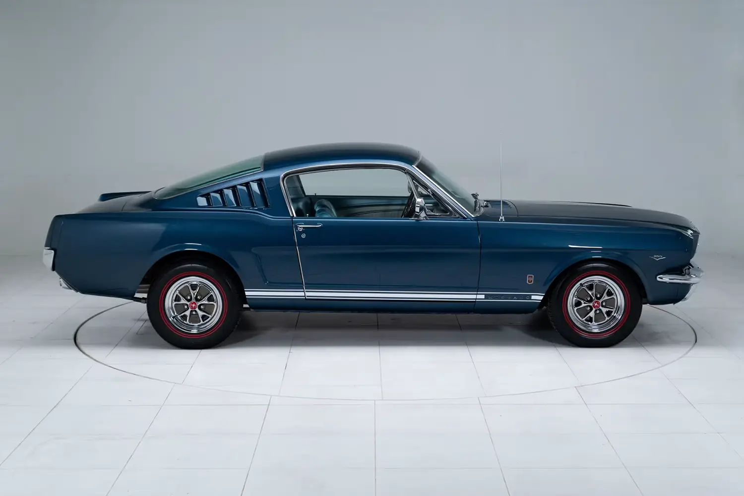 1965 Ford Mustang GT Fastback