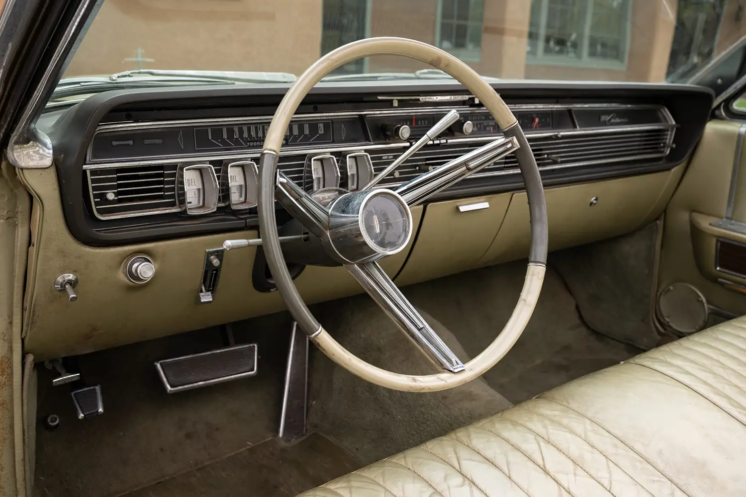 1965 Lincoln Continental Convertible - Photo 11