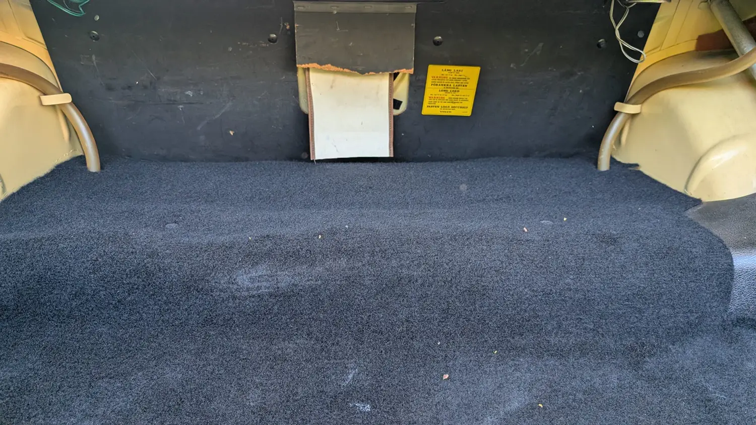 1983 Volvo 240 DL - Photo 11