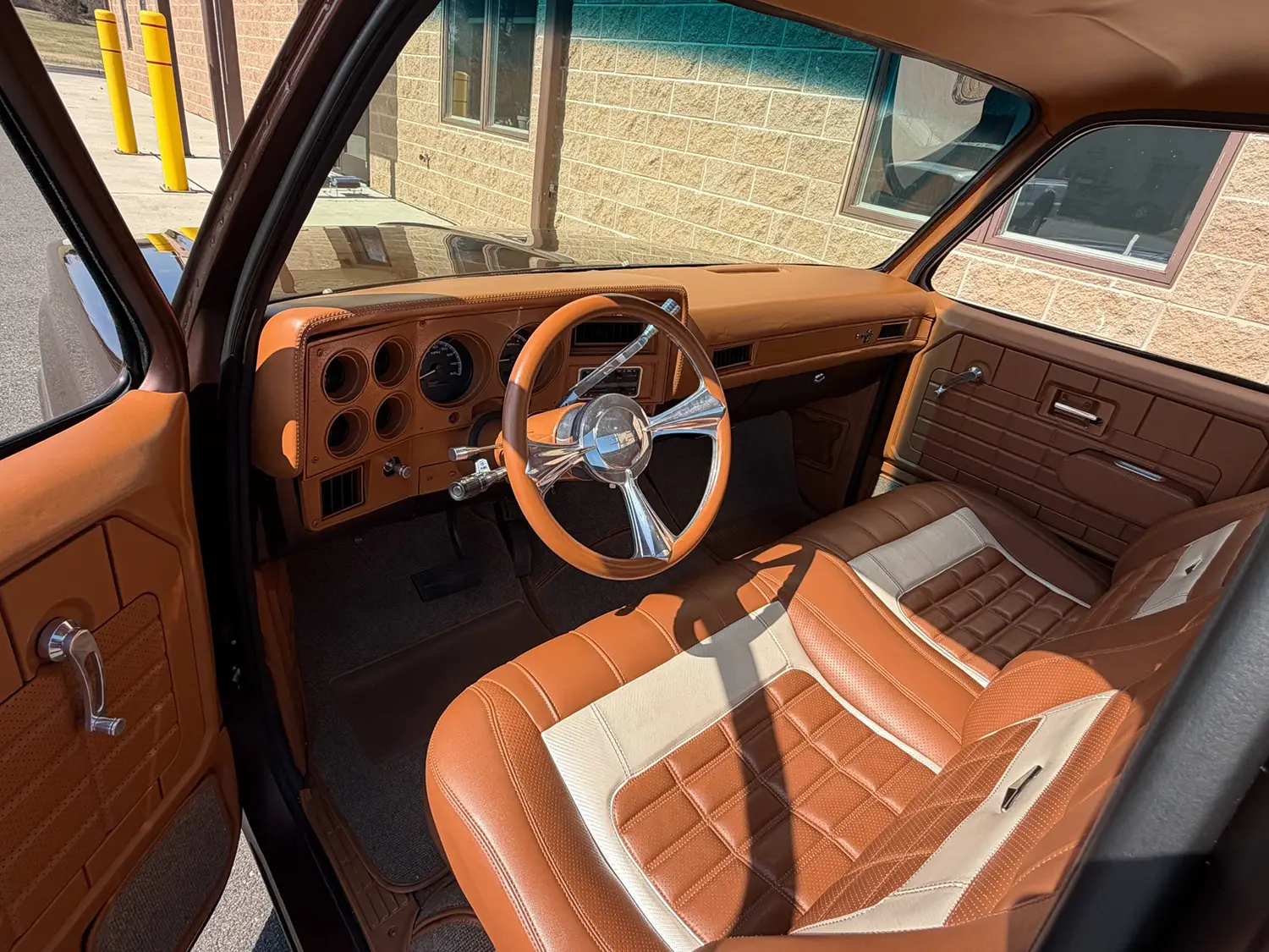 1985 Chevrolet C10 Custom Deluxe