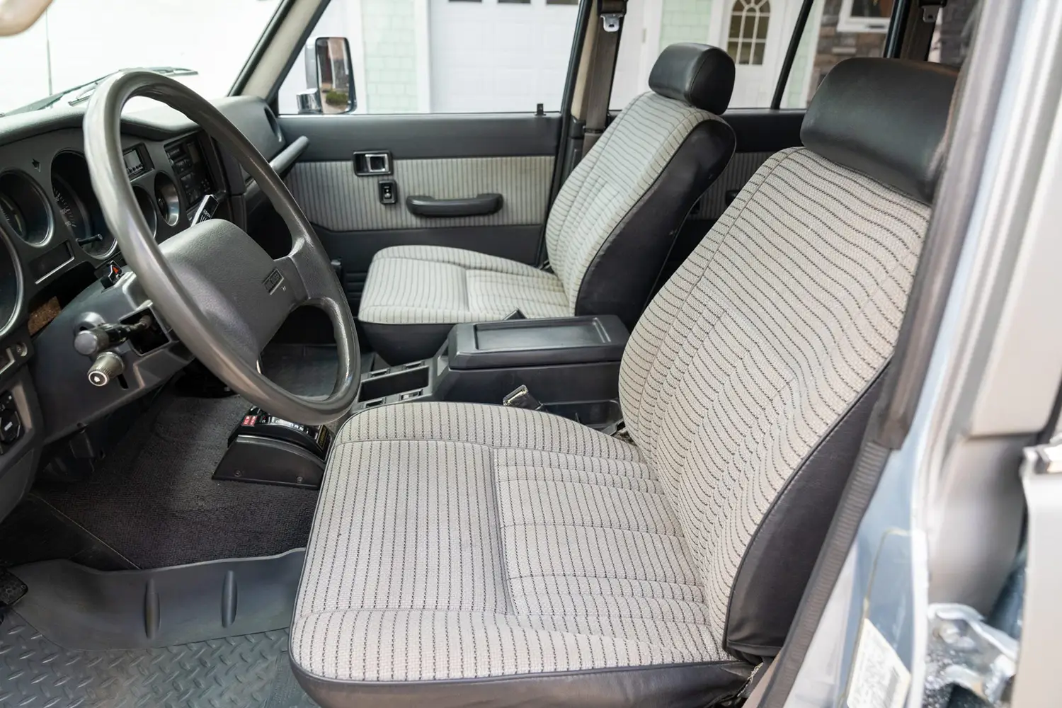 1990 Toyota Land Cruiser FJ62 - Photo 4