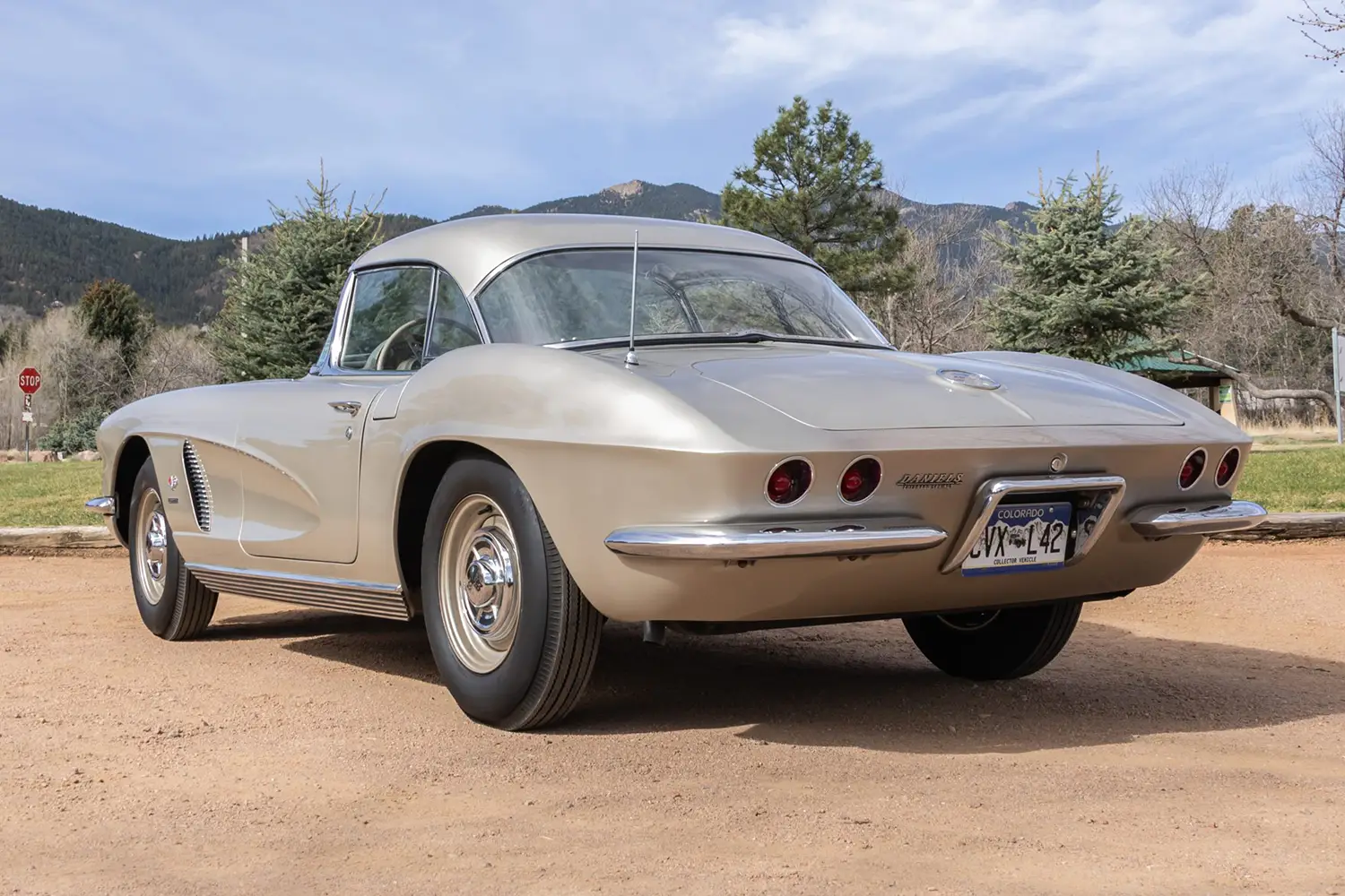 1962 Chevrolet Corvette fuelie