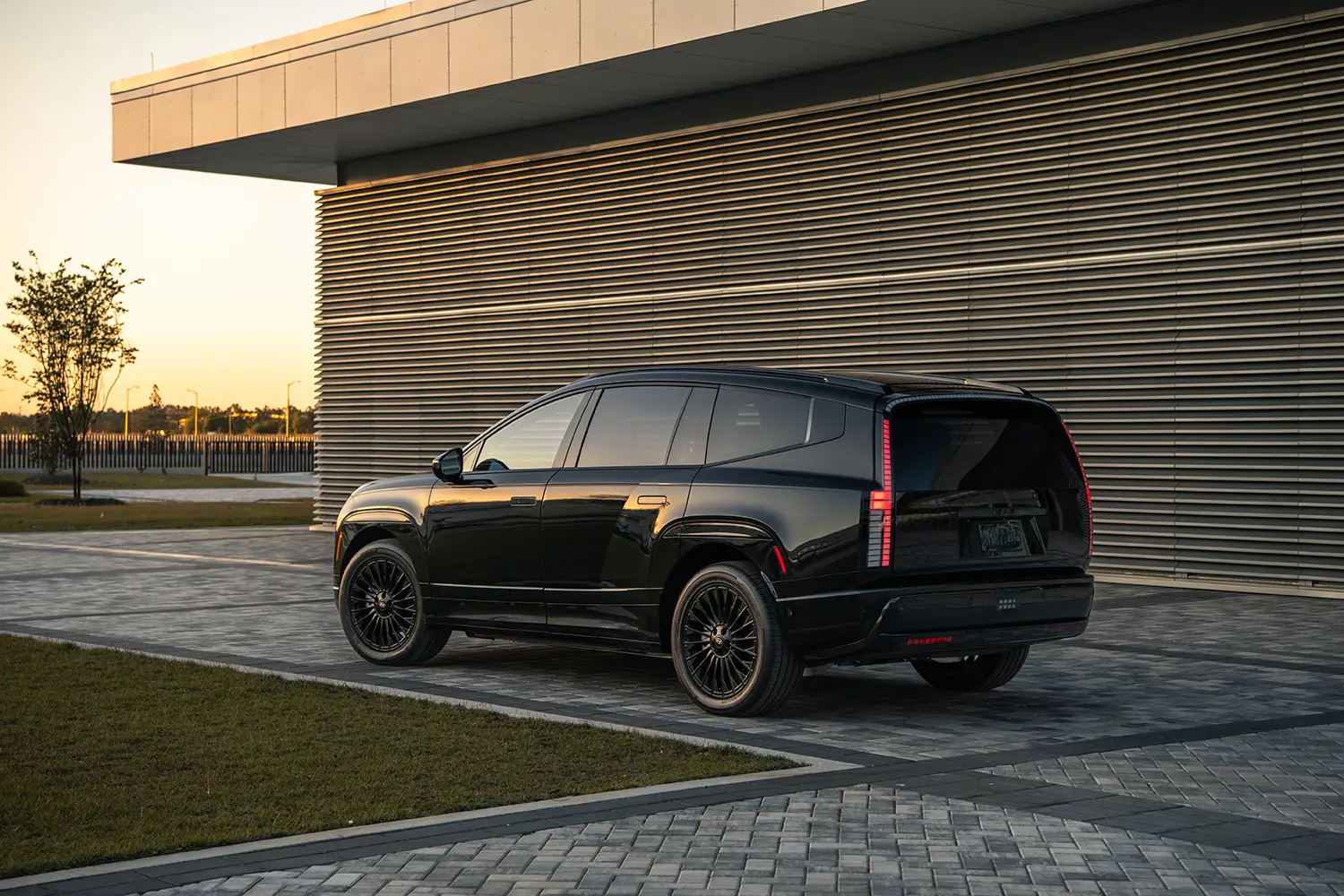 2027 Hyundai IONIQ 9 AWD Performance Calligraphy Black Ink - Photo 12