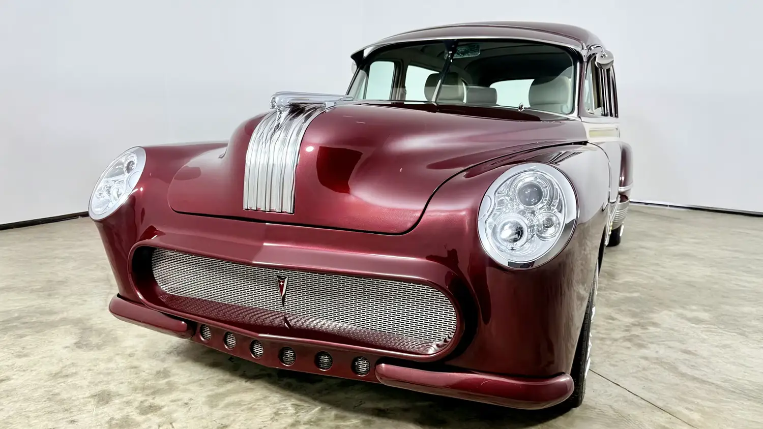 1951 Pontiac Streamliner Custom Wagon - Photo 12