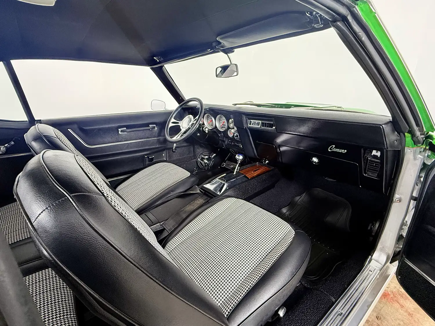 1969 Chevrolet Camaro Custom - Photo 4