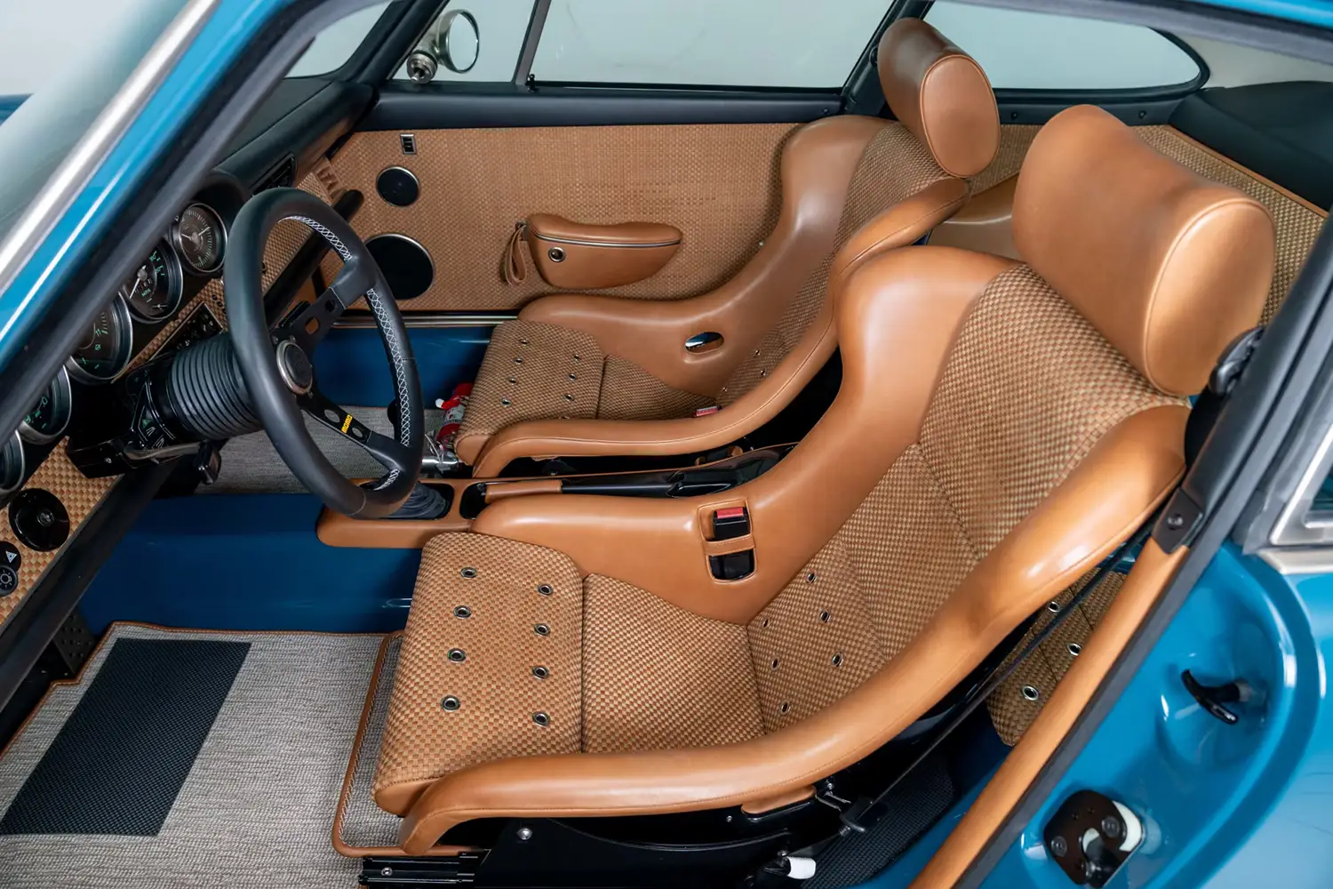 1990 Porsche 911 by Singer