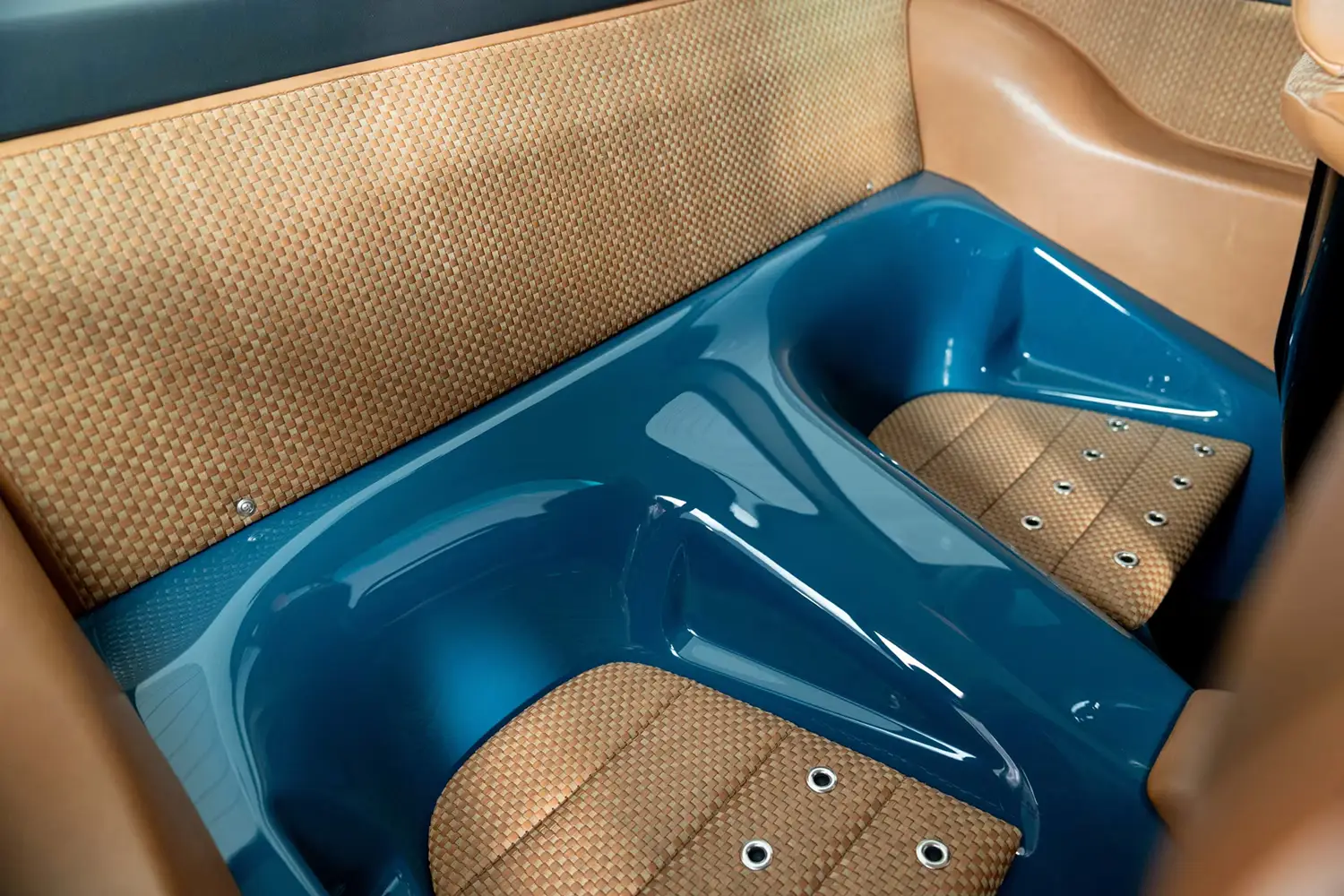 1990 Porsche 911 by Singer