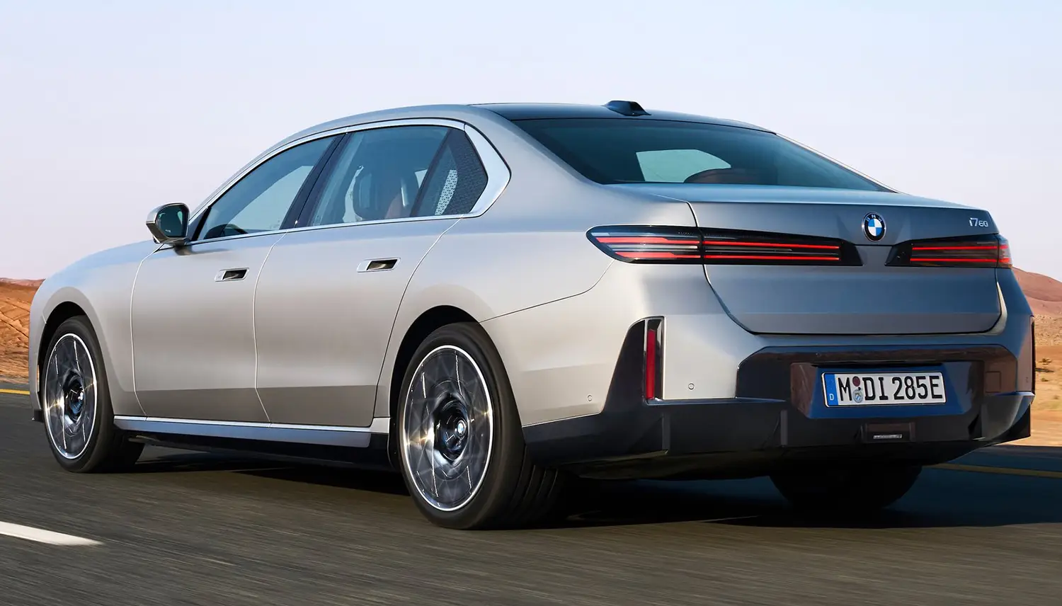 2027 BMW i7 - Photo 14