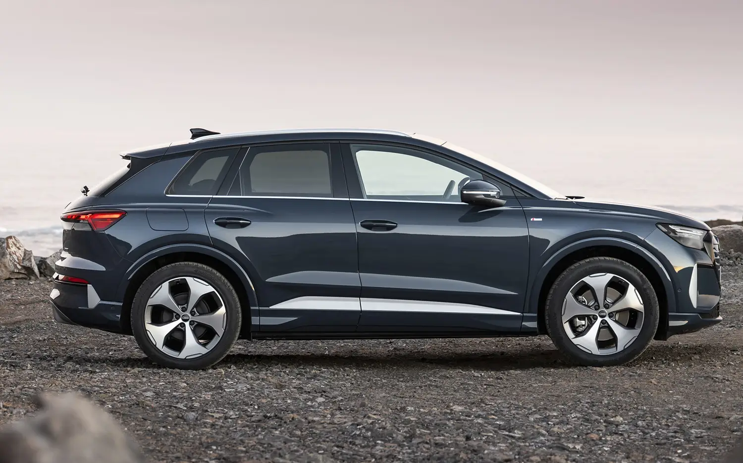 Audi Q4 e-tron - Photo 15
