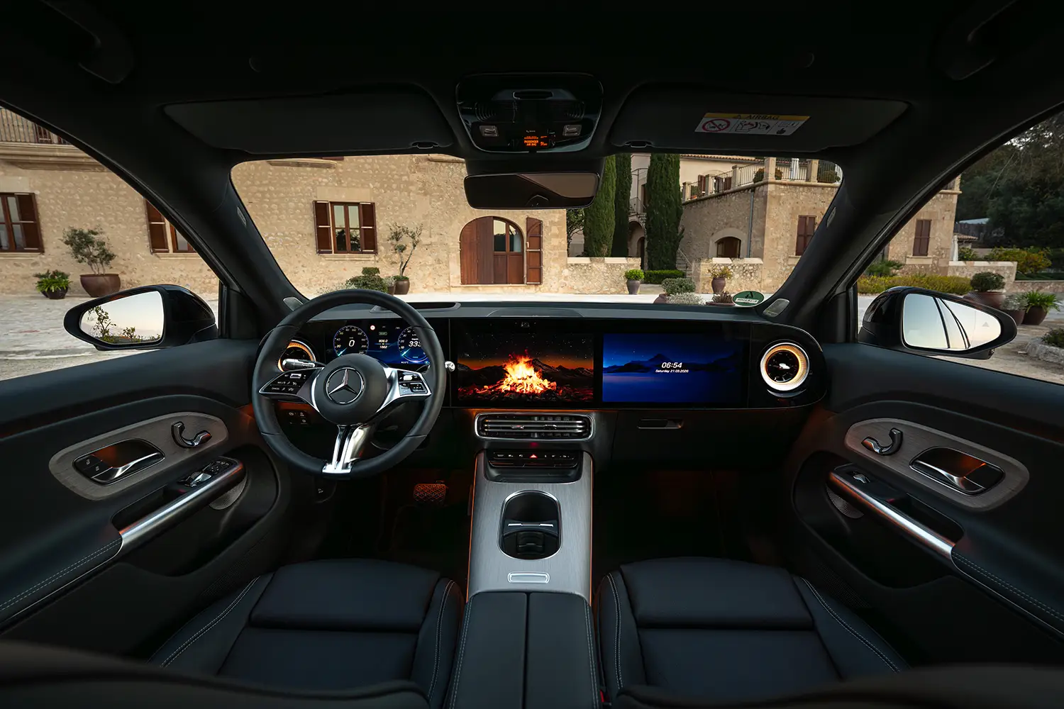 2027 Mercedes-Benz GLB