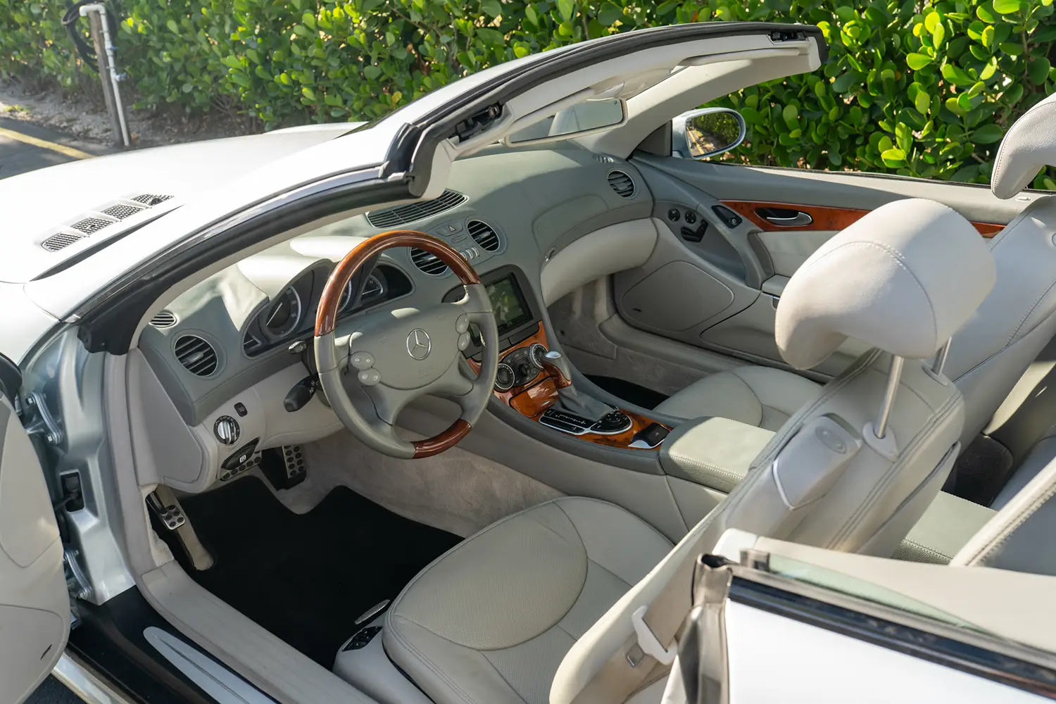 2004 Mercedes-Benz SL500 - Photo 7