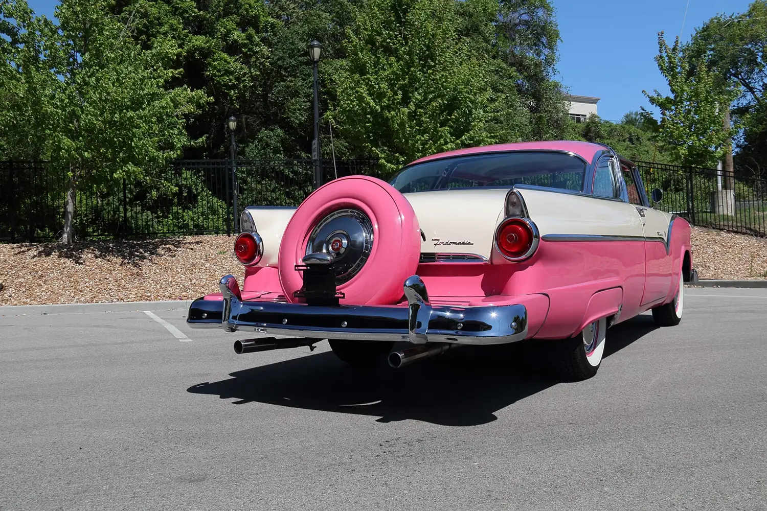 1955 Ford Crown Victoria - Photo 2