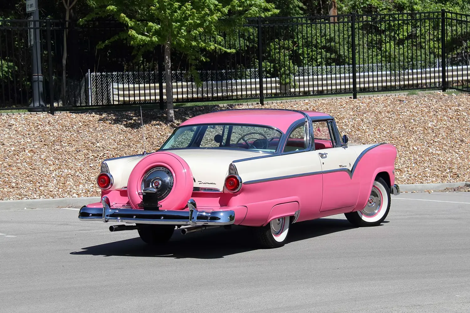 1955 Ford Crown Victoria - Photo 8
