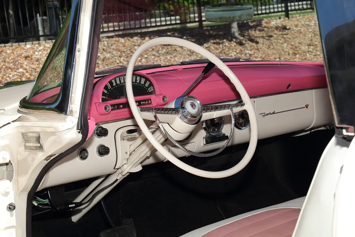 1955 Ford Crown Victoria - Photo 10