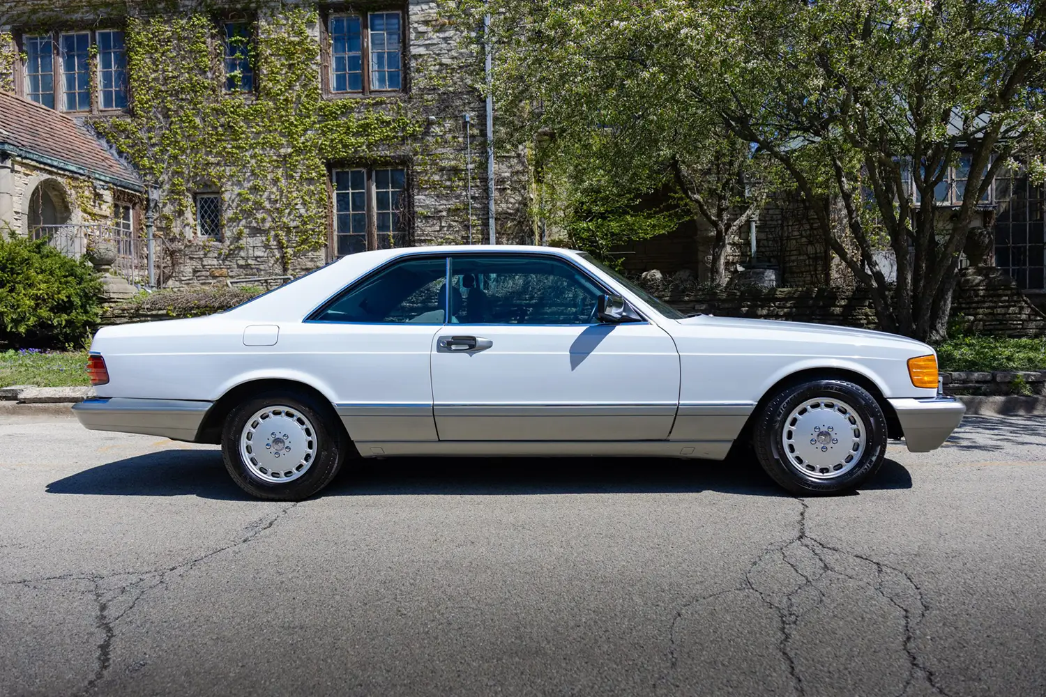 1988 Mercedes-Benz 560SEC - Photo 2