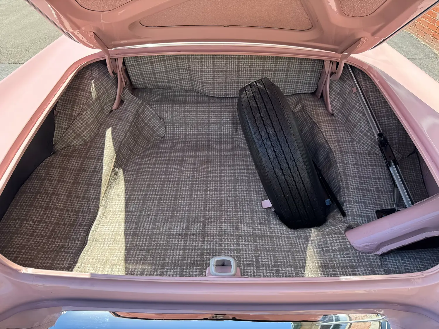 1957 Ford Thunderbird Convertible - Photo 6