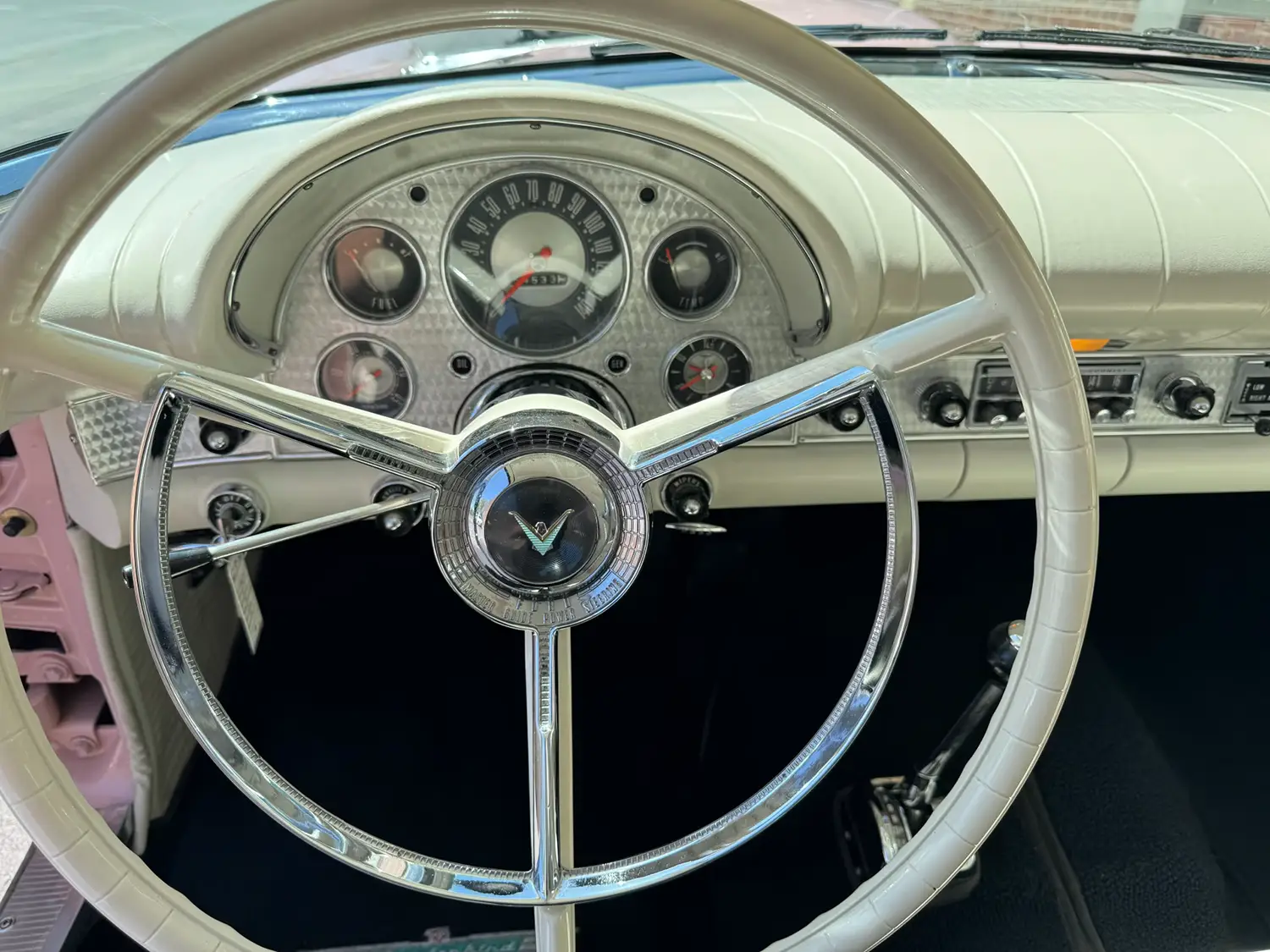 1957 Ford Thunderbird Convertible - Photo 8
