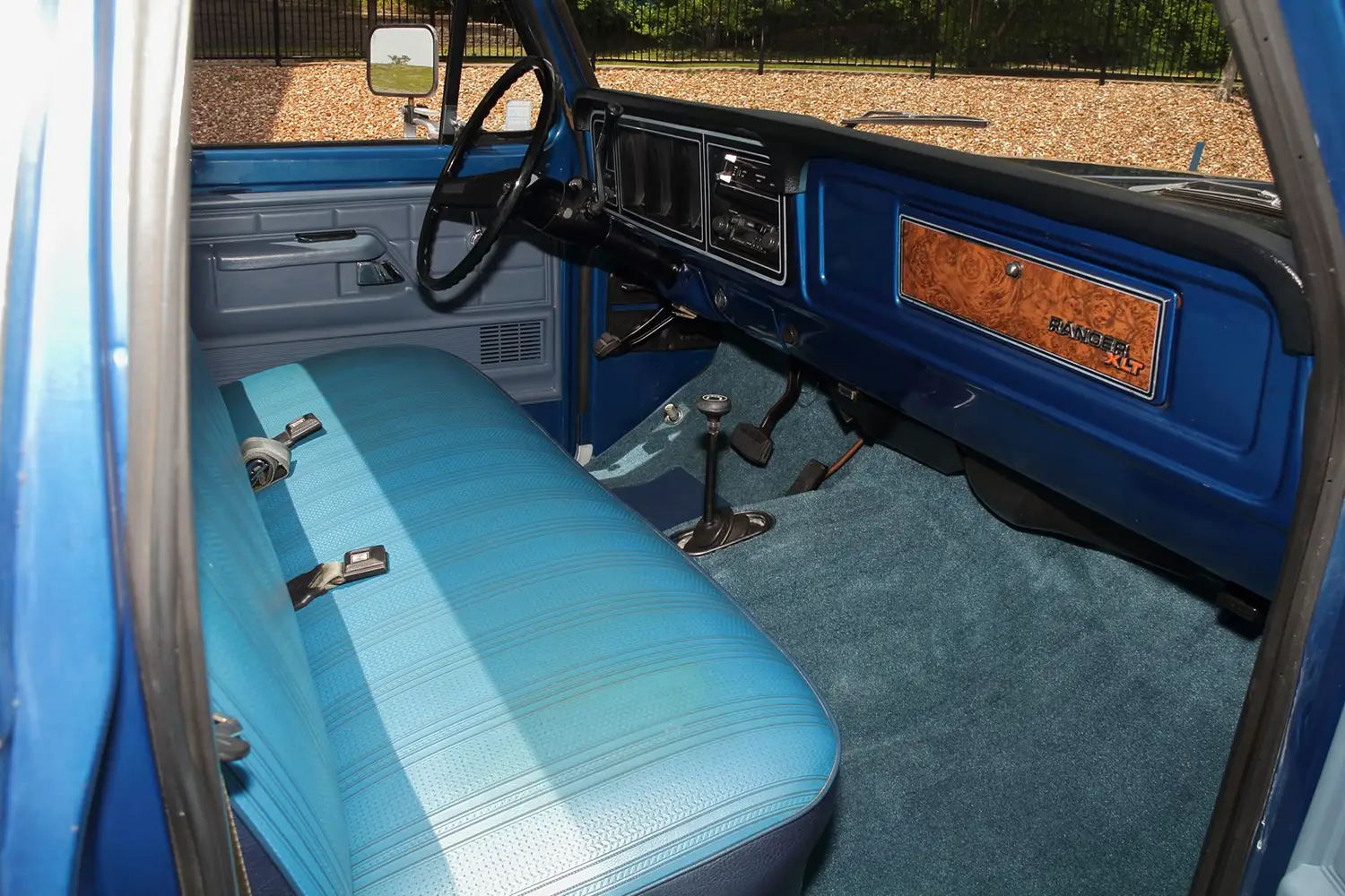 1977 Ford F-150 Ranger XLT - Photo 4