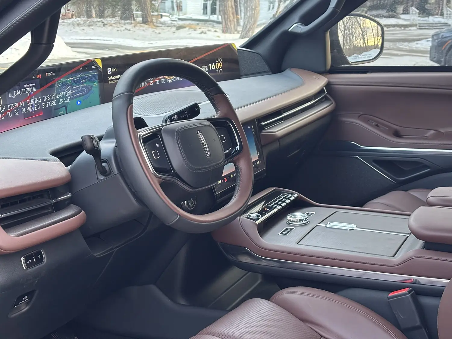 2025 Lincoln Navigator L - Photo 4