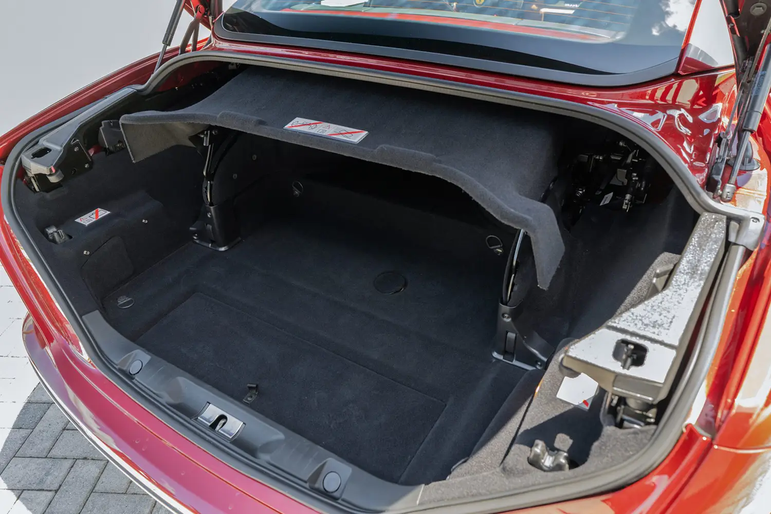 2015 Ferrari California T - Photo 6