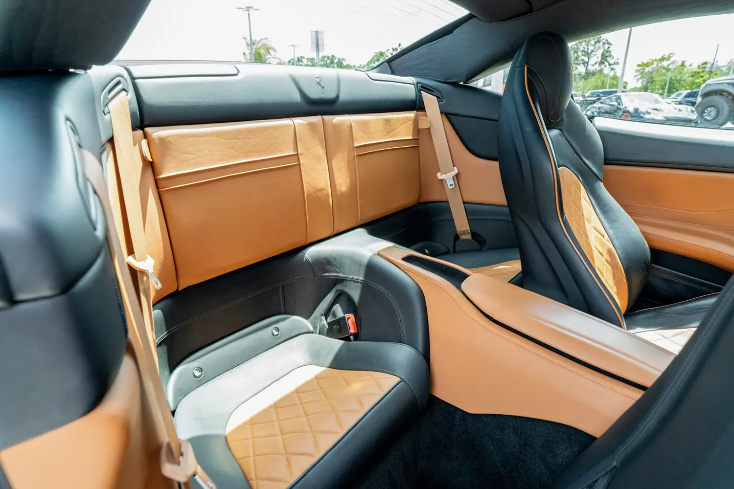 2015 Ferrari California T - Photo 9