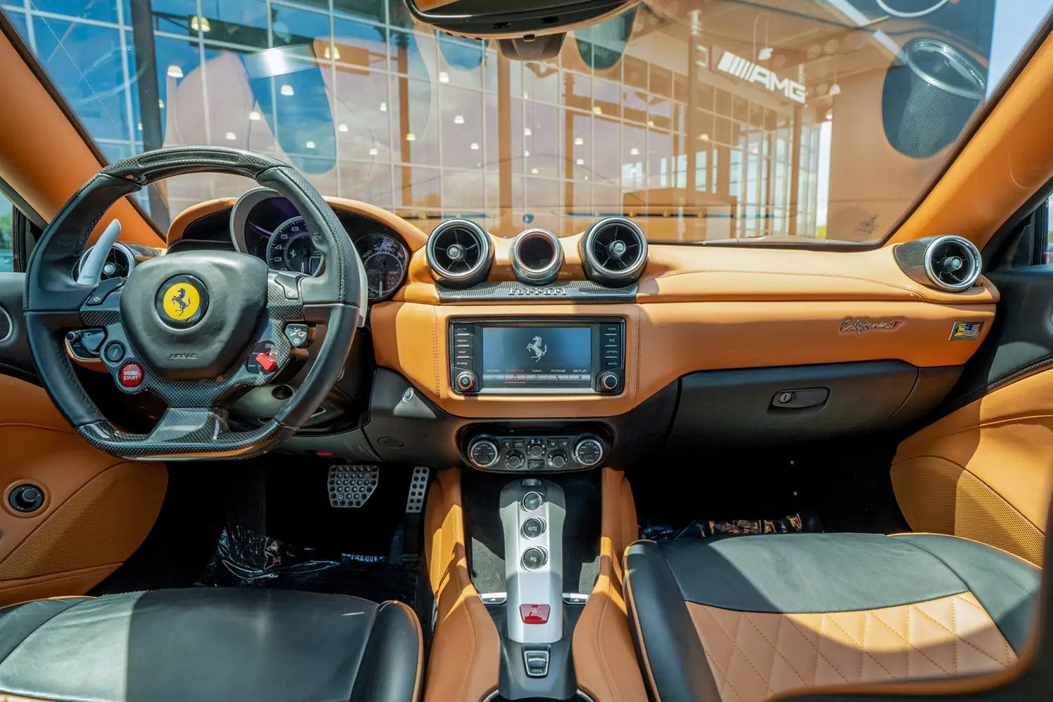 2015 Ferrari California T - Photo 4