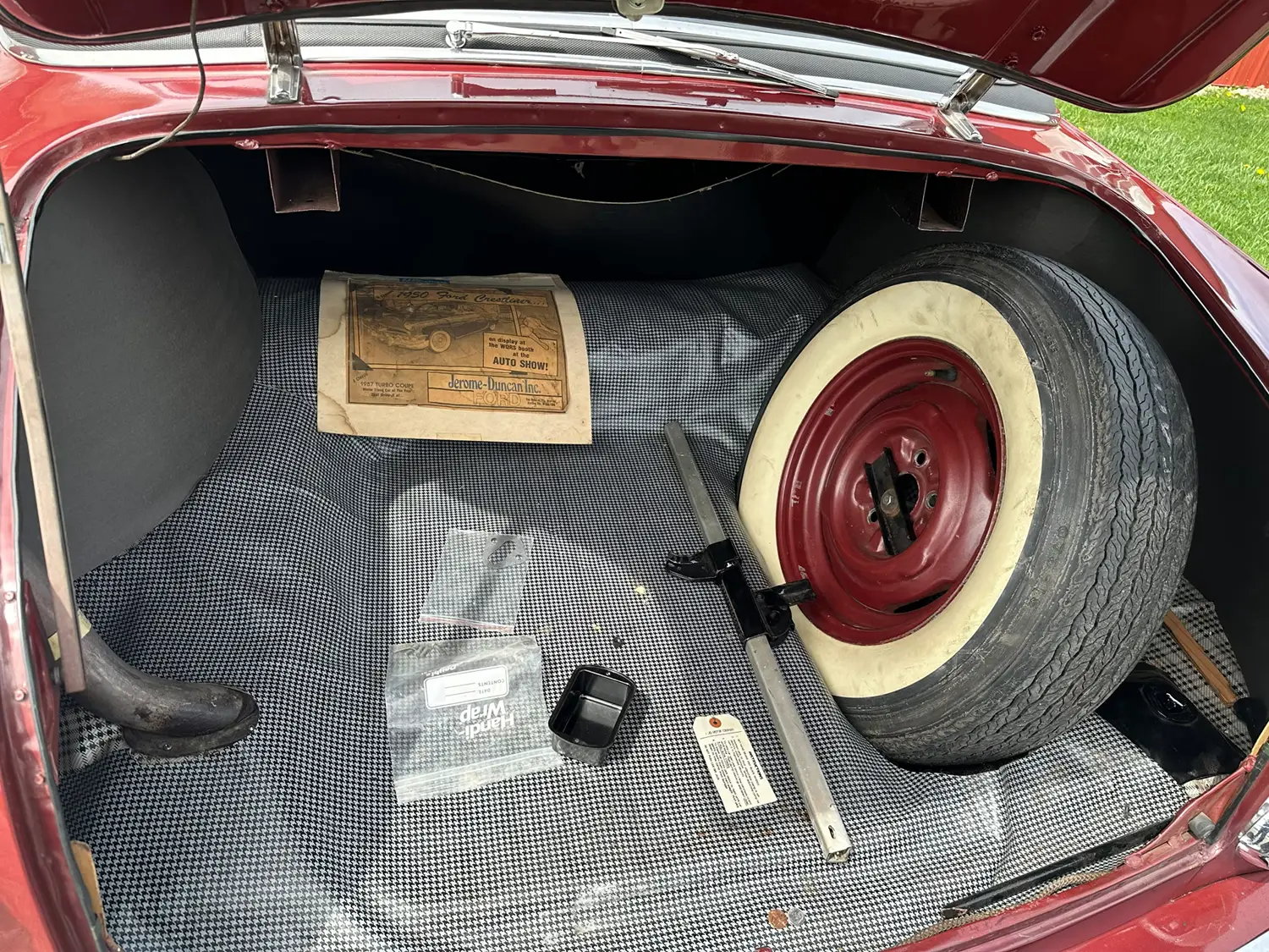 1950 Ford Crestliner - Photo 7