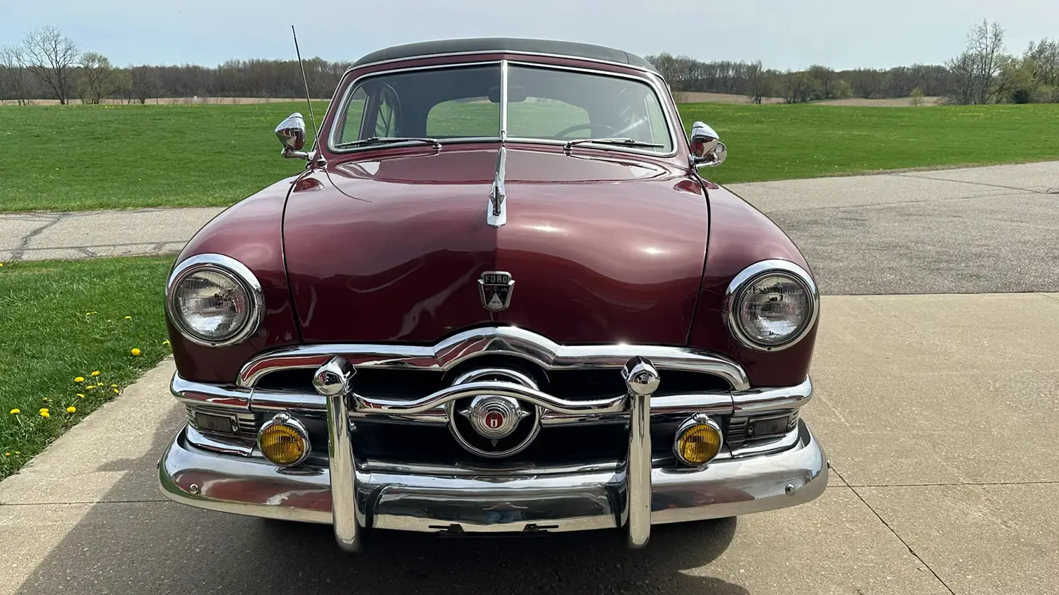 1950 Ford Crestliner - Photo 2