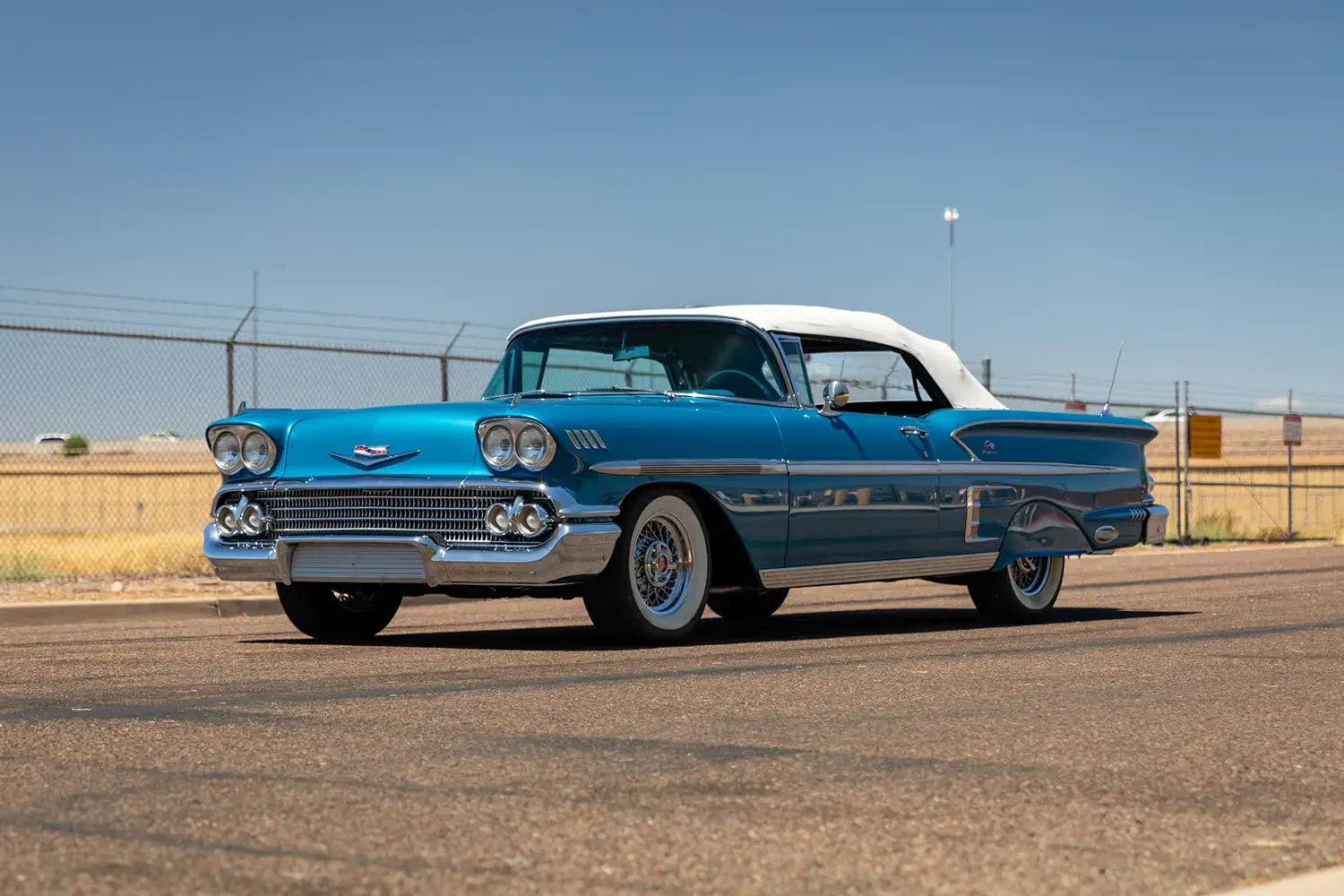 1958 Chevrolet Impala Convertible - Photo 11