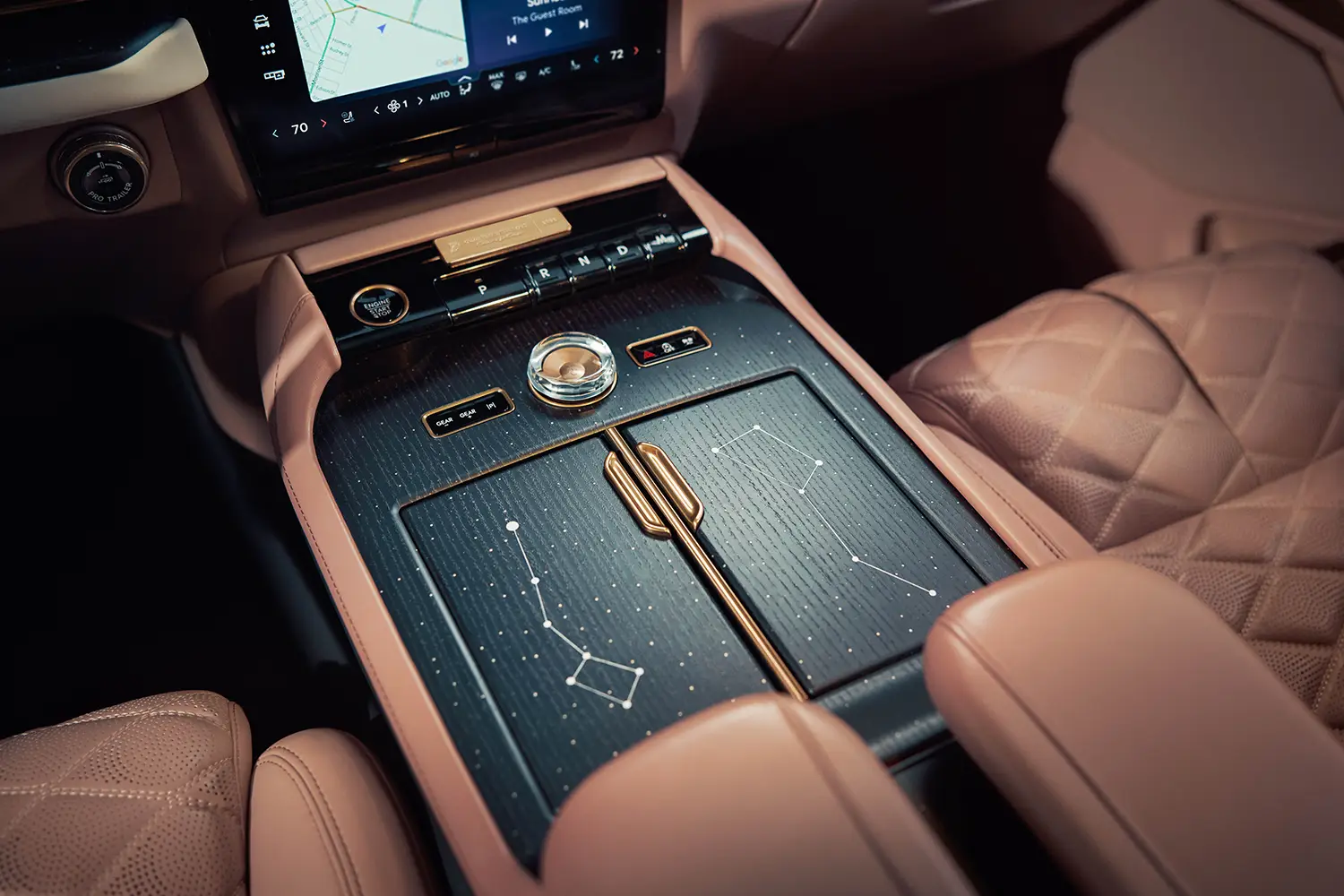 Serena Williams’ Lincoln Navigator - Photo 7