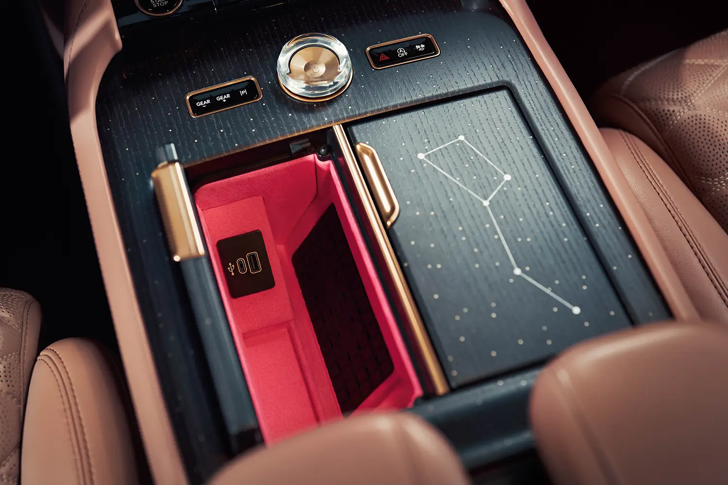 Serena Williams’ Lincoln Navigator - Photo 8