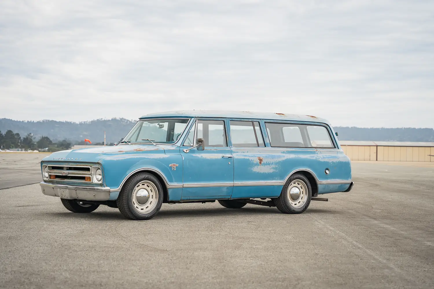 1967 Chevrolet C10 Suburban - Photo 9