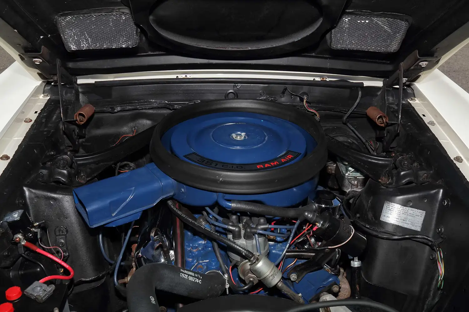 1969 Ford Shelby GT350 Fastback - Photo 5