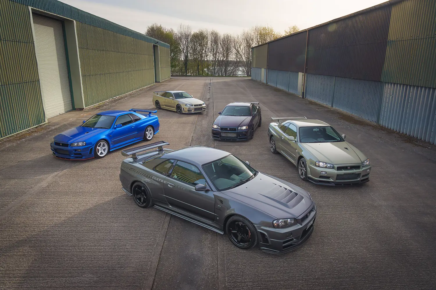 Nissan Skyline GT-R R34 - Photo 2